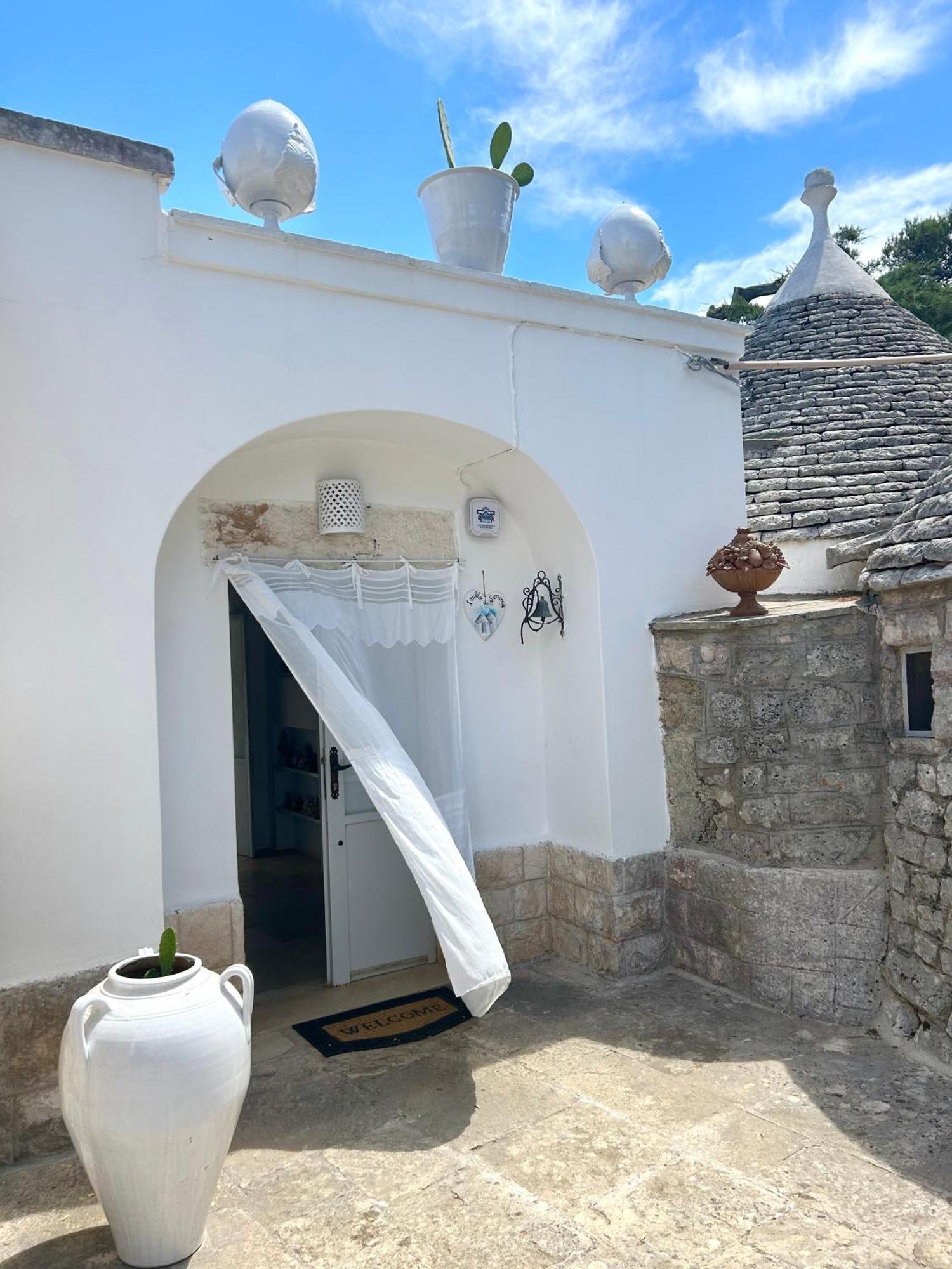 Il Trullo Di Simona Bed and Breakfast Locorotondo Buitenkant foto